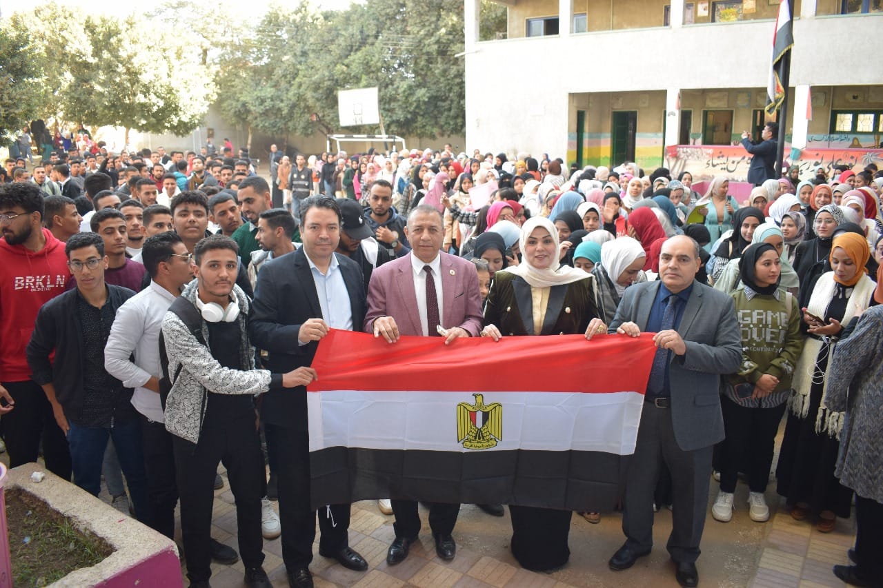 Prof Hamdy Hassanein, the dean of the faculty, Votes in the Constitutional Elections for the 2024 Presidential Elections