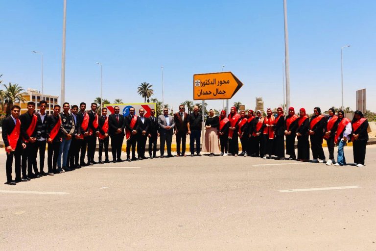 جامعة سوهاج تستعرض مجهودات الدولة في تطوير مصادر الطاقة المتجددة بالتعاون مع قصر الثقافة