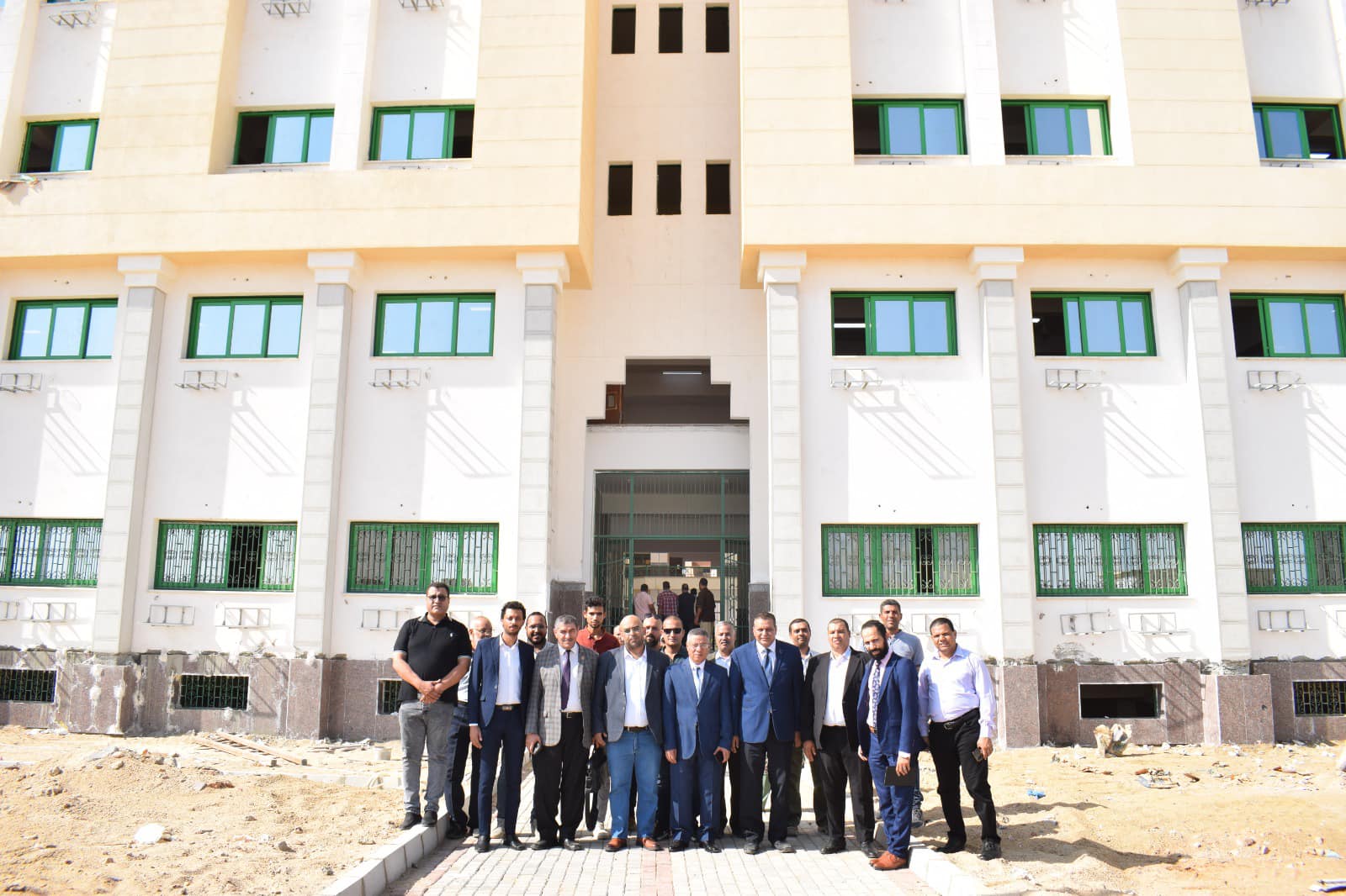 لجنة الأعلي للجامعات تشيد بالبنية التحتية الرقمية لمبني الاختبارات الإلكترونية بجامعة سوهاج