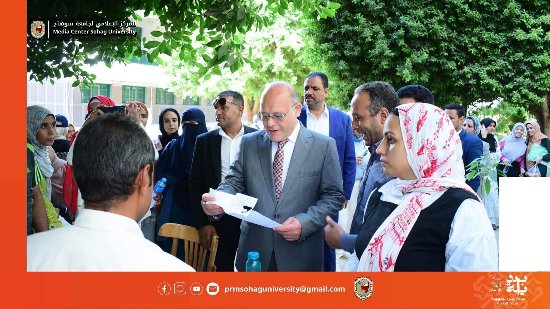 النعماني بتابع إجراءات تسكين الطلاب والطالبات القدامى بمدن سوهاج الجامعية