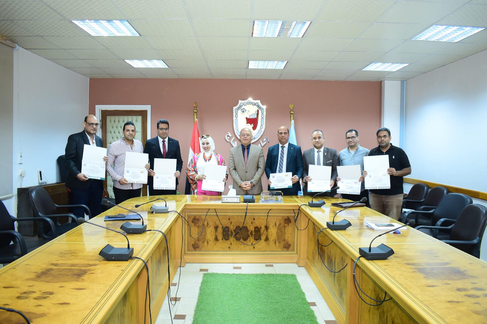 النعماني يلتقي بأعضاء الهيكل الإداري بجامعة سوهاج المشاركين في البرنامج التدريبى لمكافحة الفساد بالأكاديمية الوطنية