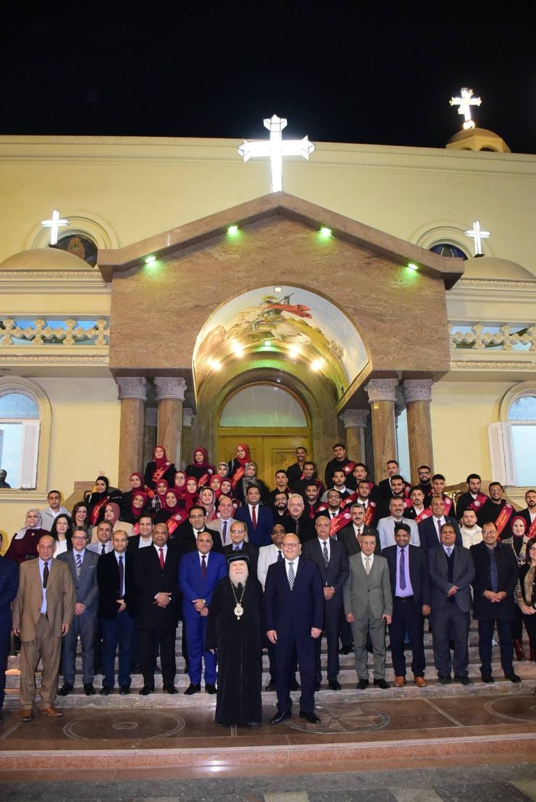 تهنئة كلية الدراسات العليا و البحوث البيئية أقباط مصر بمناسبة عيد الميلاد المجيد 2026